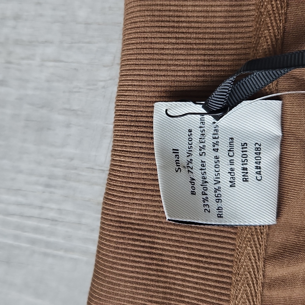 Varley Sweater - Picture 6 of 10